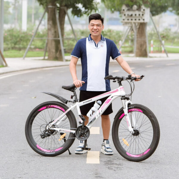 Xe đạp DT Z2000 – Vành 26 inch, bộ đề 24 tốc độ 3 đĩa trước 8 líp sau